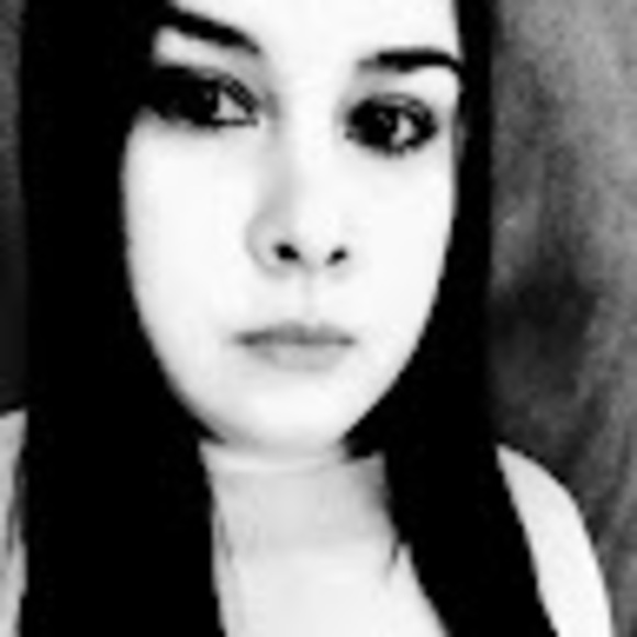 cherryisaura